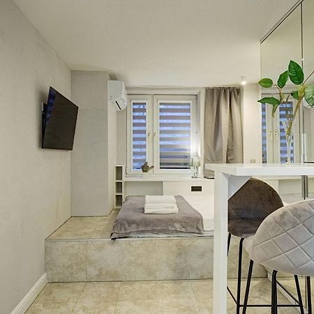 Lobby 55 - Ac And Smart Tv Apartment Warsaw Luaran gambar