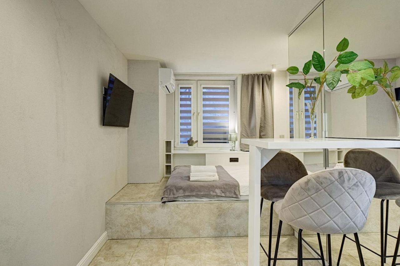Lobby 55 - Ac And Smart Tv Apartment Warsaw Luaran gambar